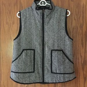 Stripped vest